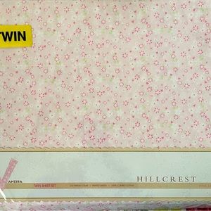 Hillcrest 100% cotton sateen Vanessa 3-piece Twin sheet set, NIP